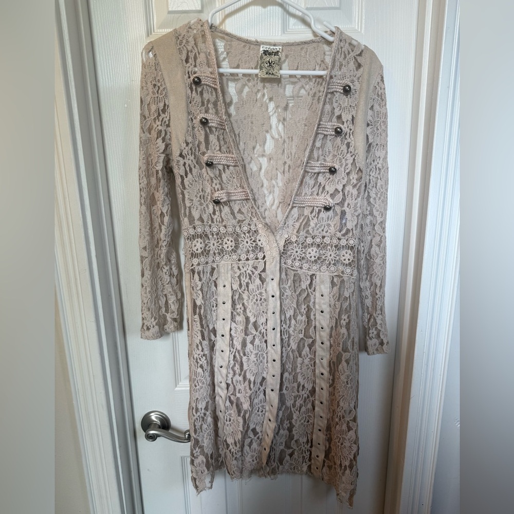 Vocal Cream Lace Cardigan Studded with Suede Accents Military Inspired Size - Picture 6 of 10
